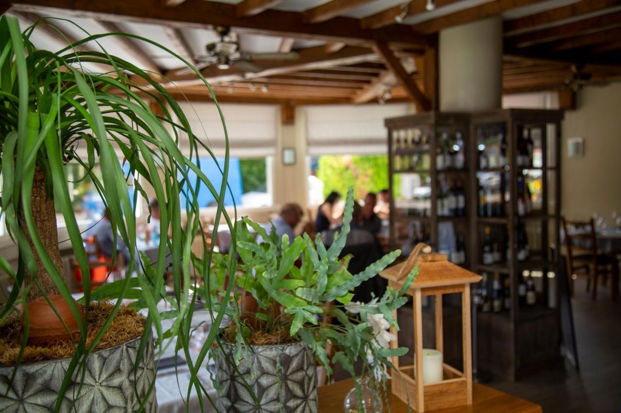 Logis - Hotel Restaurant Du Canard Hangest-sur-Somme Esterno foto