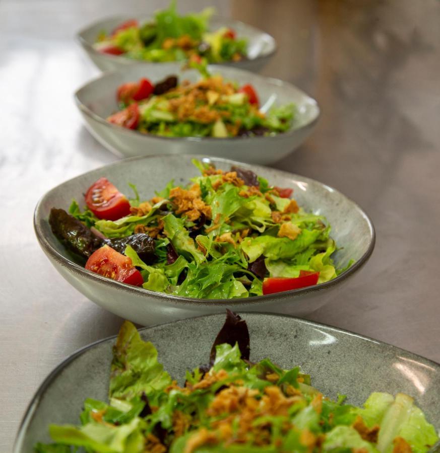 Logis - Hotel Restaurant Du Canard Hangest-sur-Somme Esterno foto